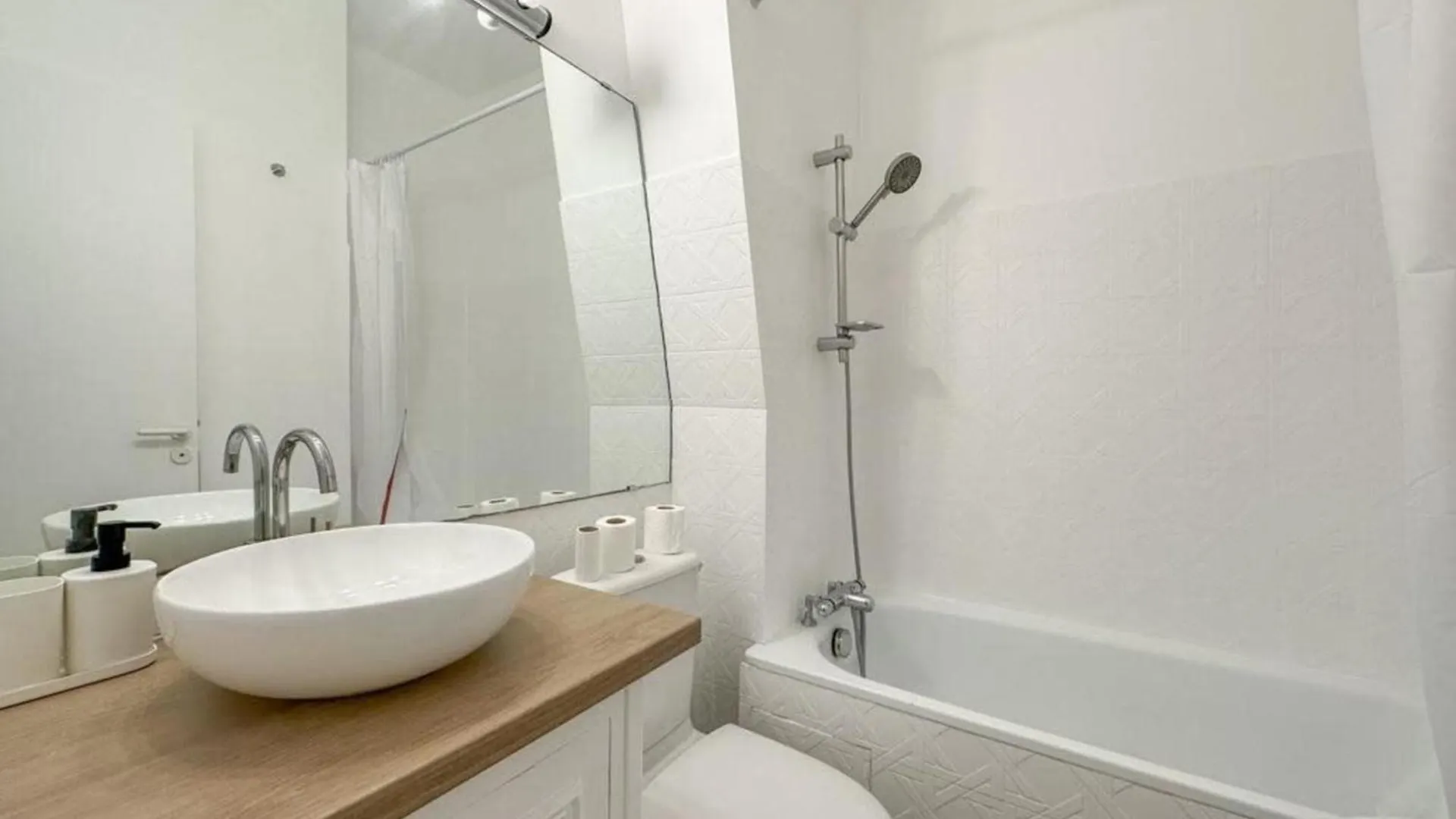 Flexliving - Studio - Linne Paris 0*,